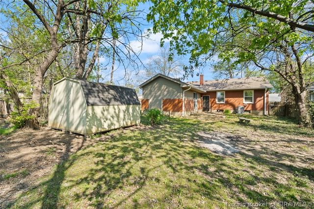 806 Elmwood Avenue, New Albany, IN 47150