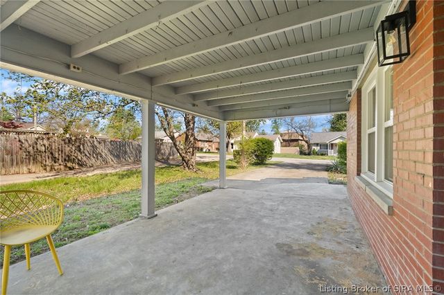 806 Elmwood Avenue, New Albany, IN 47150