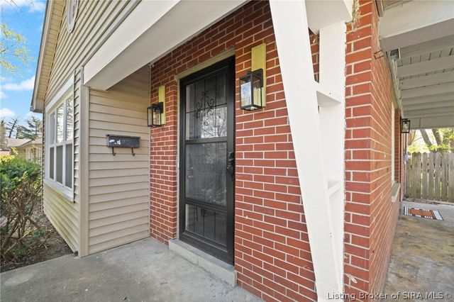 806 Elmwood Avenue, New Albany, IN 47150