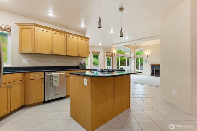 9347 Piperhill Drive SE, Olympia, WA 98513