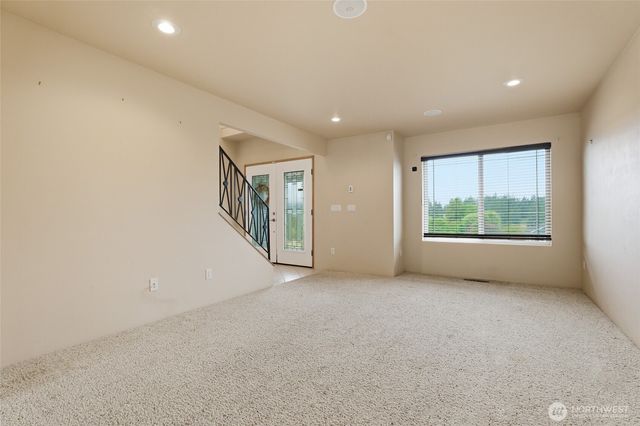 9347 Piperhill Drive SE, Olympia, WA 98513
