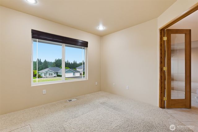 9347 Piperhill Drive SE, Olympia, WA 98513