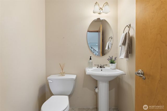9347 Piperhill Drive SE, Olympia, WA 98513