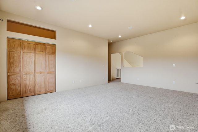 9347 Piperhill Drive SE, Olympia, WA 98513