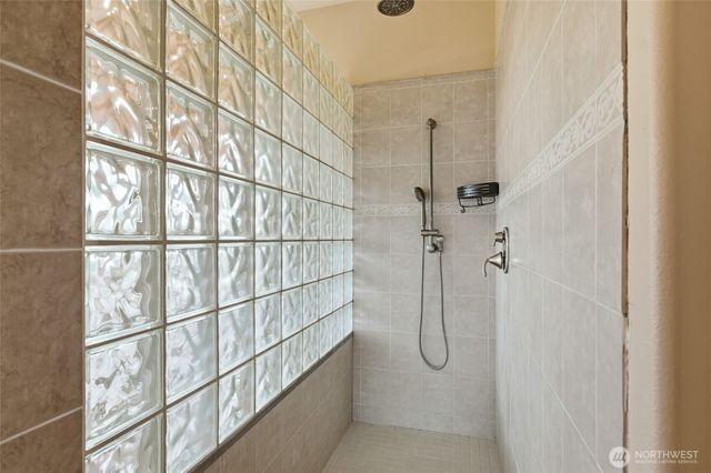 9347 Piperhill Drive SE, Olympia, WA 98513