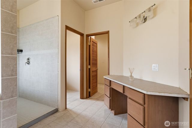 9347 Piperhill Drive SE, Olympia, WA 98513