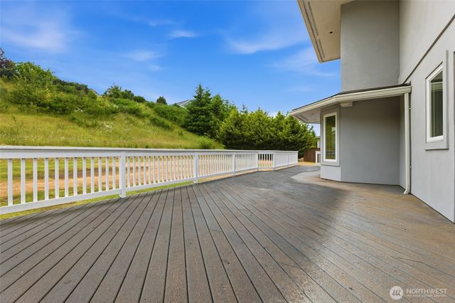 9347 Piperhill Drive SE, Olympia, WA 98513