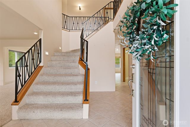 9347 Piperhill Drive SE, Olympia, WA 98513