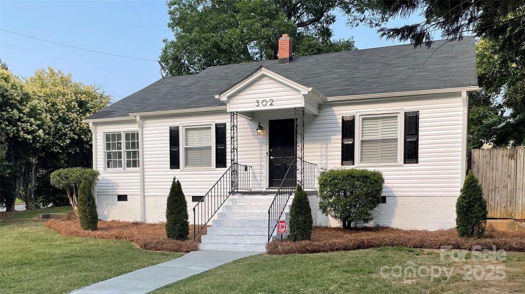 302 Johnson Street N, Monroe, NC 28112