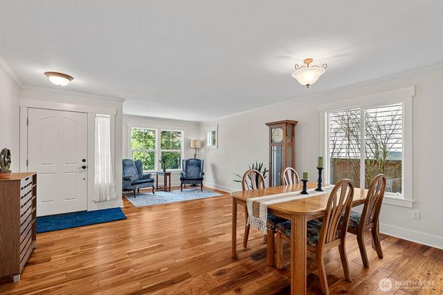 7320 Silent Creek Avenue SE, Snoqualmie, WA 98065