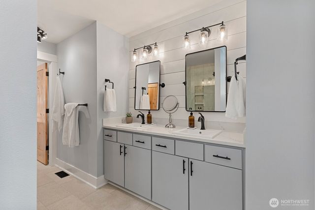 7320 Silent Creek Avenue SE, Snoqualmie, WA 98065