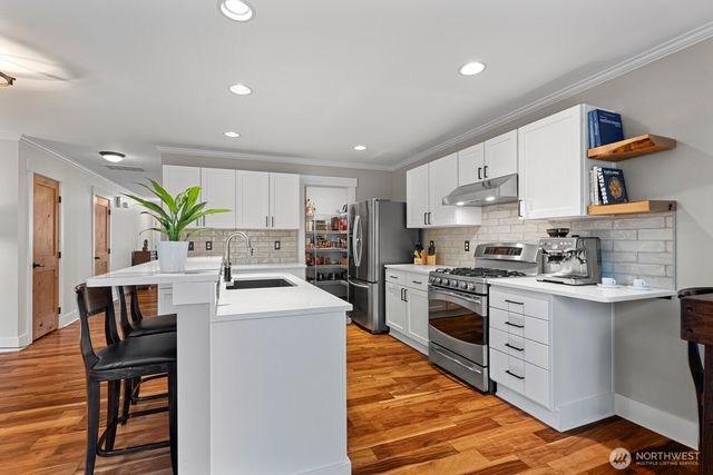 7320 Silent Creek Avenue SE, Snoqualmie, WA 98065