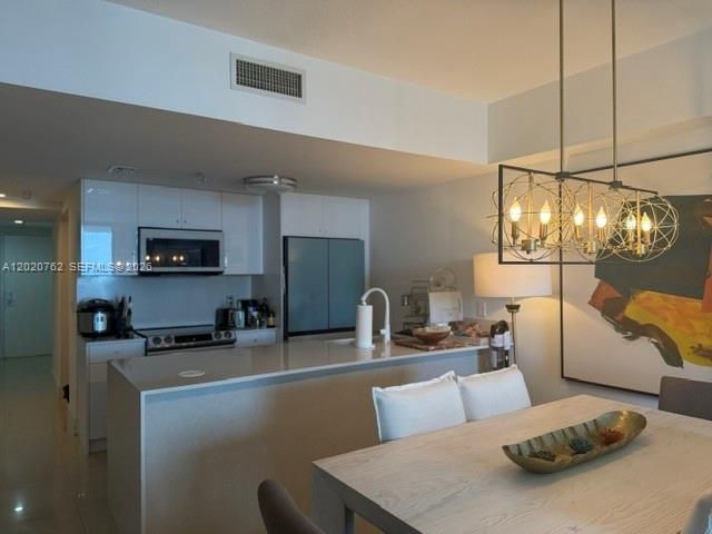 185 SW 7th St 3803, Miami, FL 33130