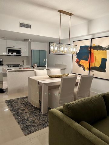 185 SW 7th St 3803, Miami, FL 33130