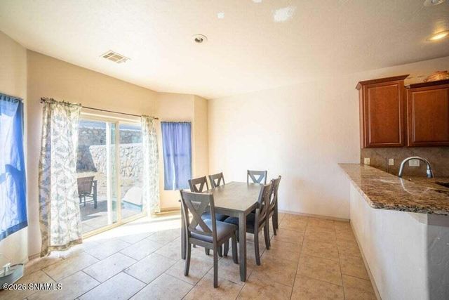 4661 Mesita Street, Las Cruces, NM 88012