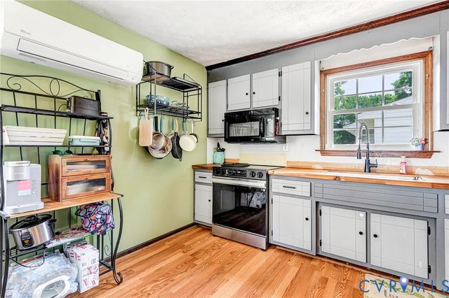 14217 Central Ave, Chester, VA 23836