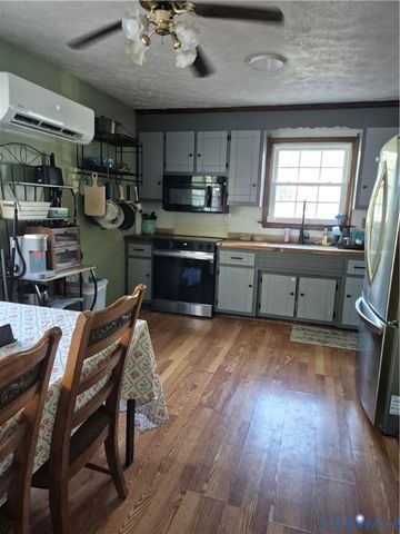 14217 Central Ave, Chester, VA 23836