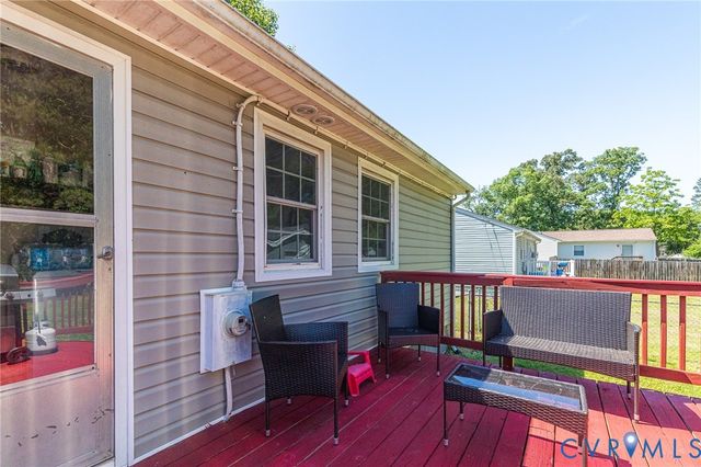 14217 Central Ave, Chester, VA 23836