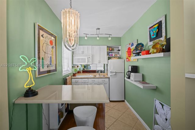 1525 Meridian Ave 202, Miami Beach, FL 33139