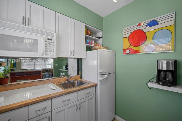 1525 Meridian Ave 202, Miami Beach, FL 33139