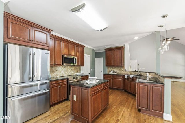 1316 Pendula Path, Apex, NC 27502