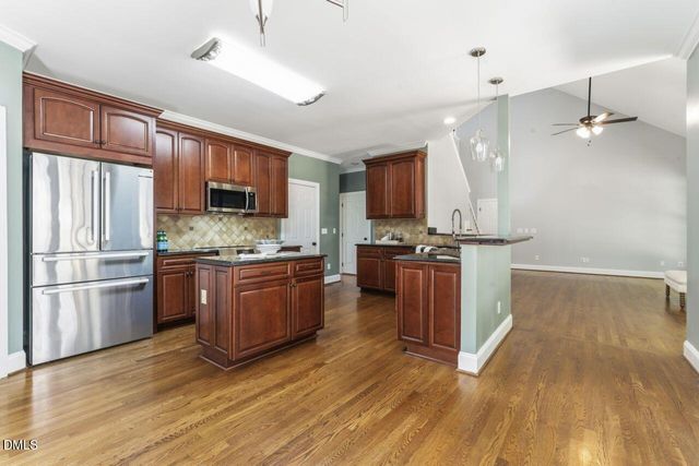 1316 Pendula Path, Apex, NC 27502