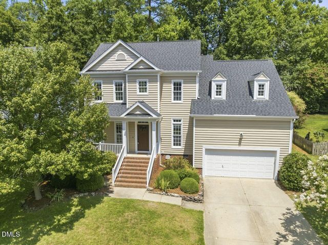 1316 Pendula Path, Apex, NC 27502