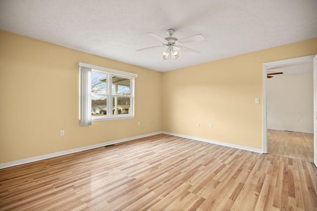 124 Blake Drive, Jeffersonville, KY 40337