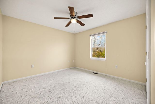 124 Blake Drive, Jeffersonville, KY 40337