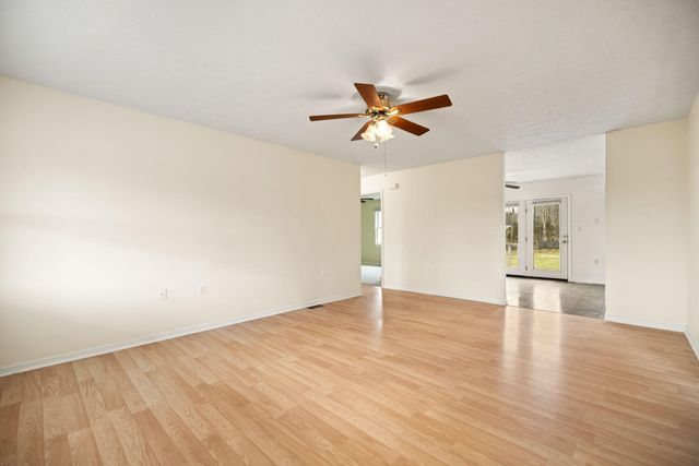 124 Blake Drive, Jeffersonville, KY 40337