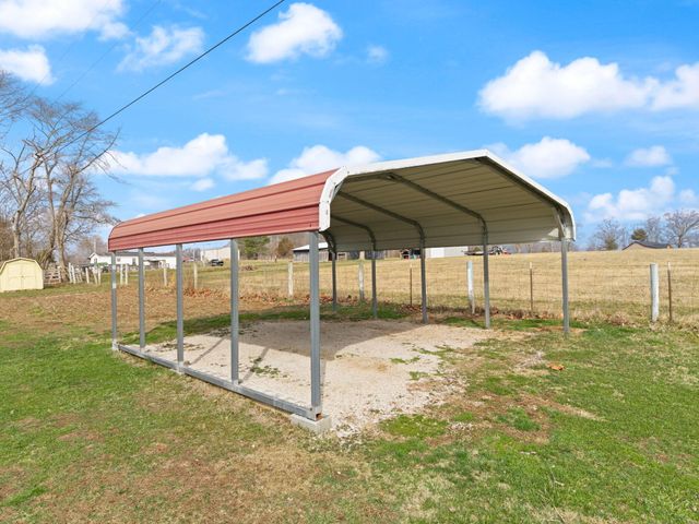 124 Blake Drive, Jeffersonville, KY 40337