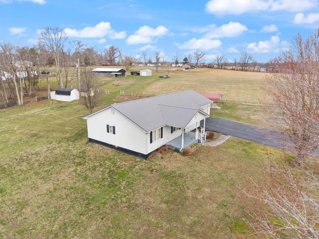 124 Blake Drive, Jeffersonville, KY 40337
