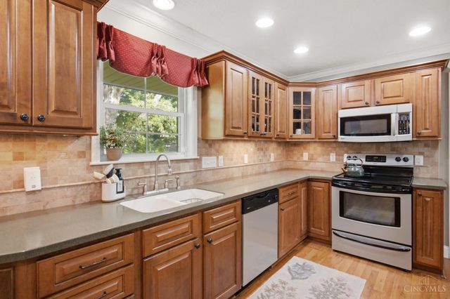 5303 W Dalton Drive, Fairfield, OH 45014