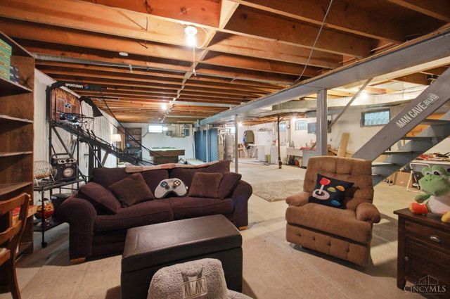 5303 W Dalton Drive, Fairfield, OH 45014