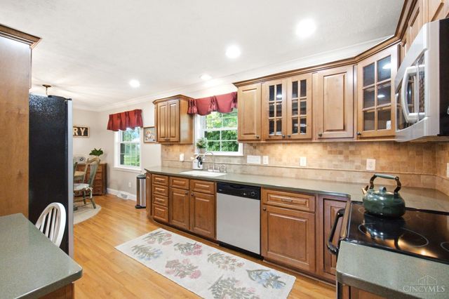 5303 W Dalton Drive, Fairfield, OH 45014