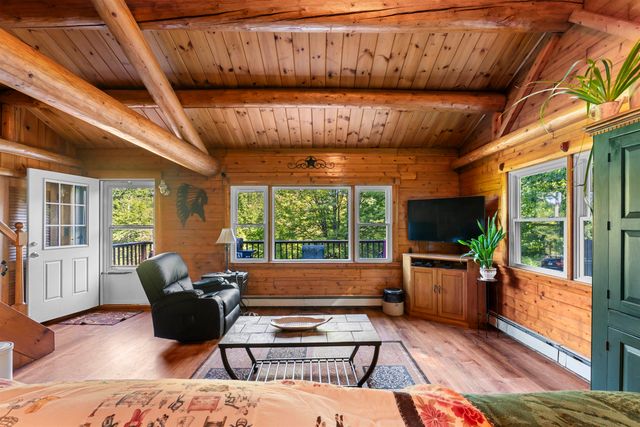 171 Berry Road, New Durham, NH 03855