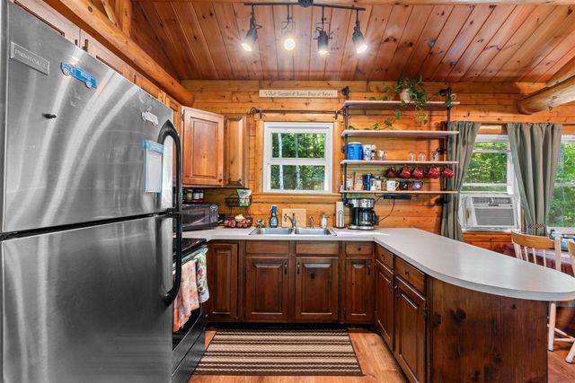 171 Berry Road, New Durham, NH 03855
