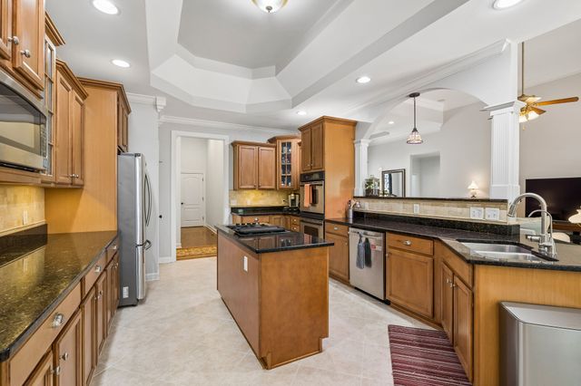 402 Five Oaks Blvd, Lebanon, TN 37087