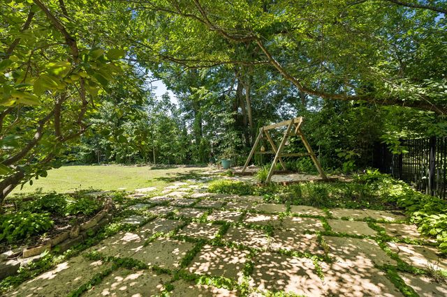 402 Five Oaks Blvd, Lebanon, TN 37087