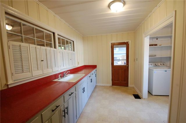 3347 College Street, Atlanta, GA 30337