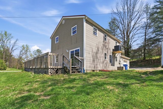 737 Fintville Road, Versailles, KY 40383