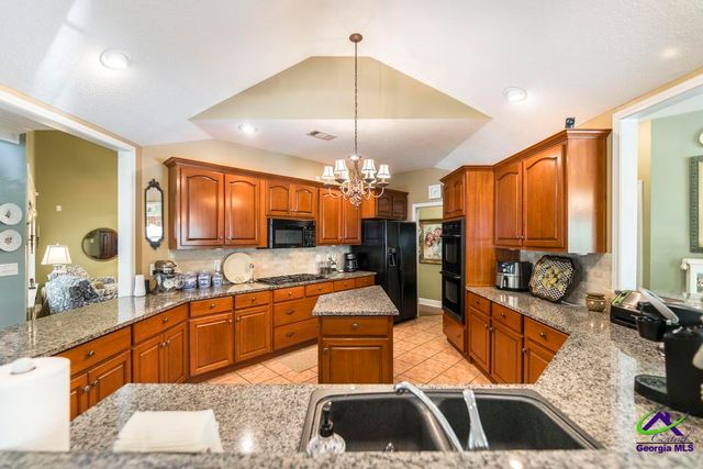 136 Old Perry Road, Bonaire, GA 31005
