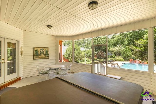 136 Old Perry Road, Bonaire, GA 31005