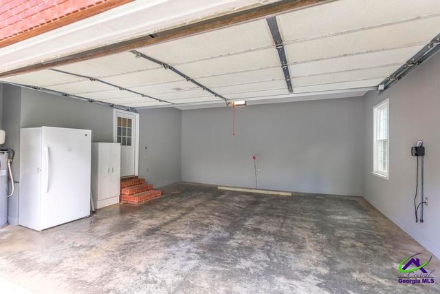 136 Old Perry Road, Bonaire, GA 31005