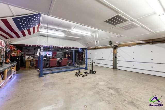 136 Old Perry Road, Bonaire, GA 31005
