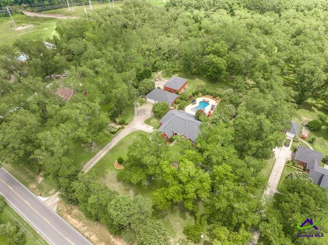 136 Old Perry Road, Bonaire, GA 31005