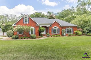 136 Old Perry Road, Bonaire, GA 31005