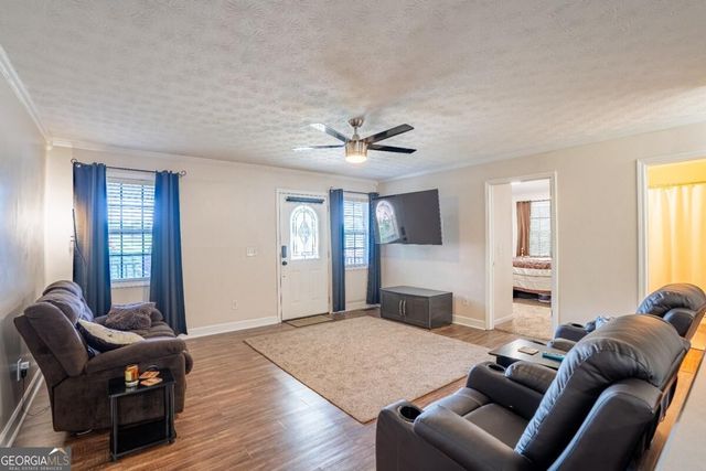 295 Perkins Circle, Cumming, GA 30028