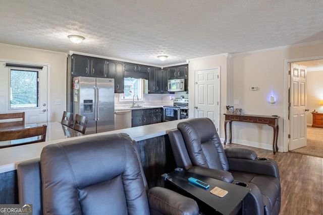 295 Perkins Circle, Cumming, GA 30028