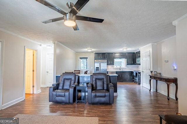295 Perkins Circle, Cumming, GA 30028